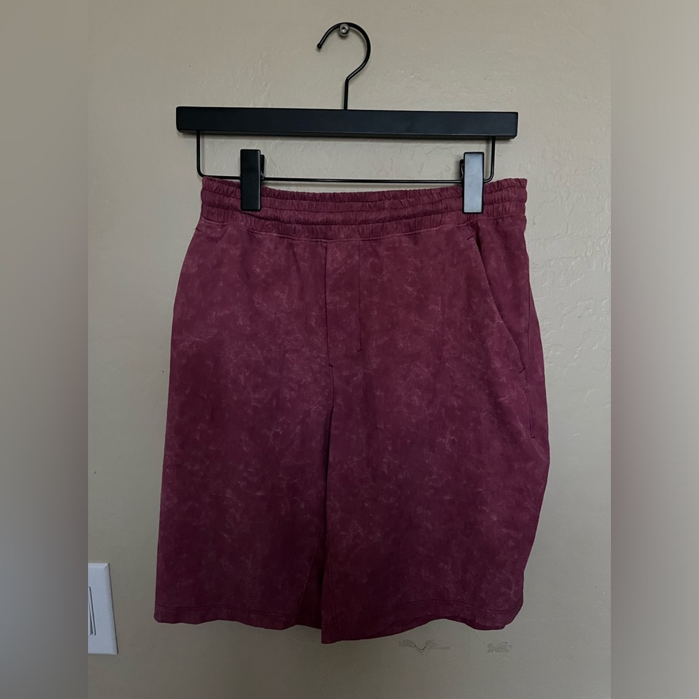 Lululemon 9” Pace Breaker Short